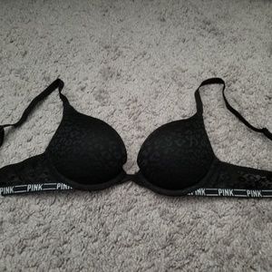 PINK Wear Everywhere Bra